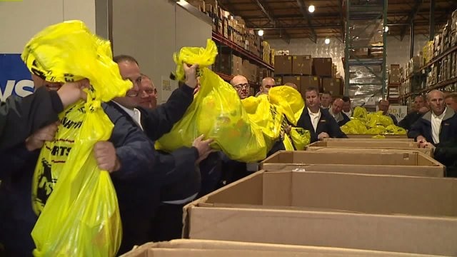 `Food for All` holiday food drive collects truckloads of donations