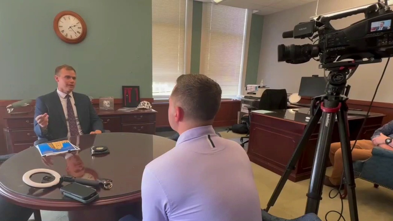 Milwaukee comptroller discusses city's budget problems