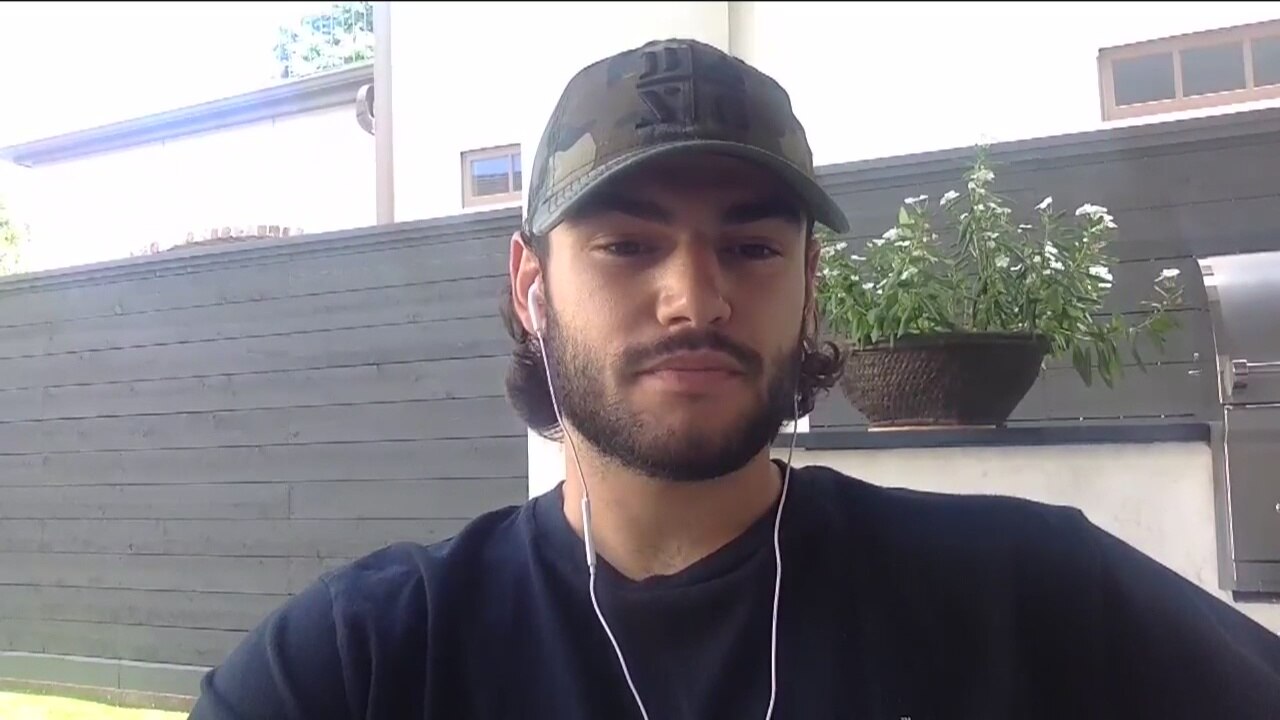 Astros star 'pitching in' to help local organizations during the pandemic