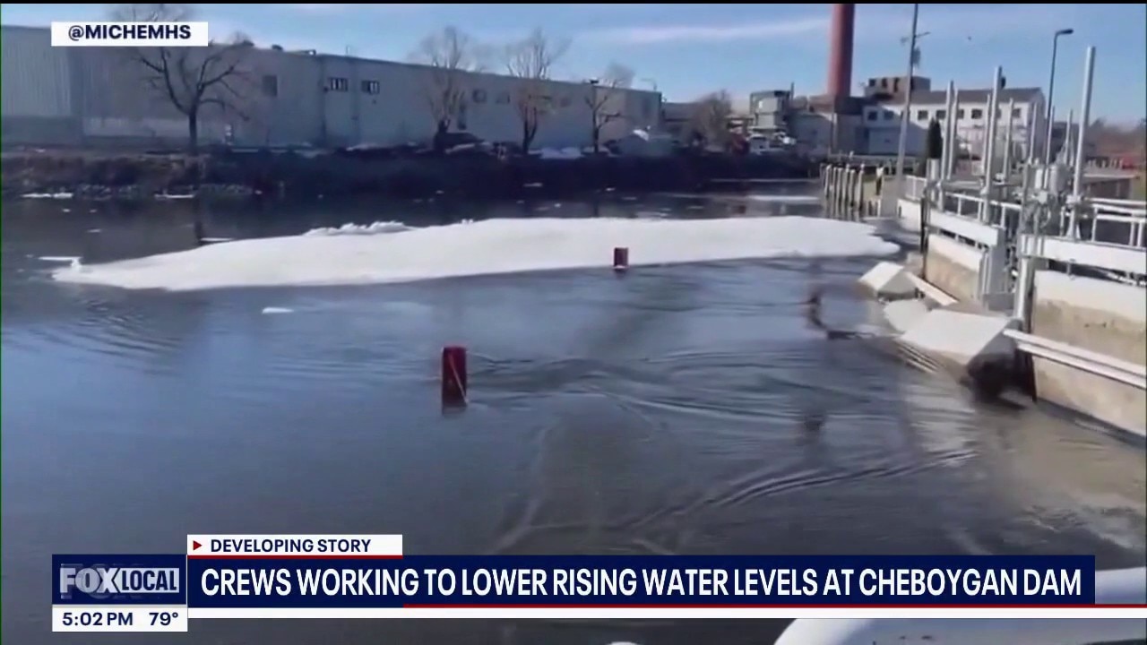 Cheboygan County issues evacuation order due to levee breach