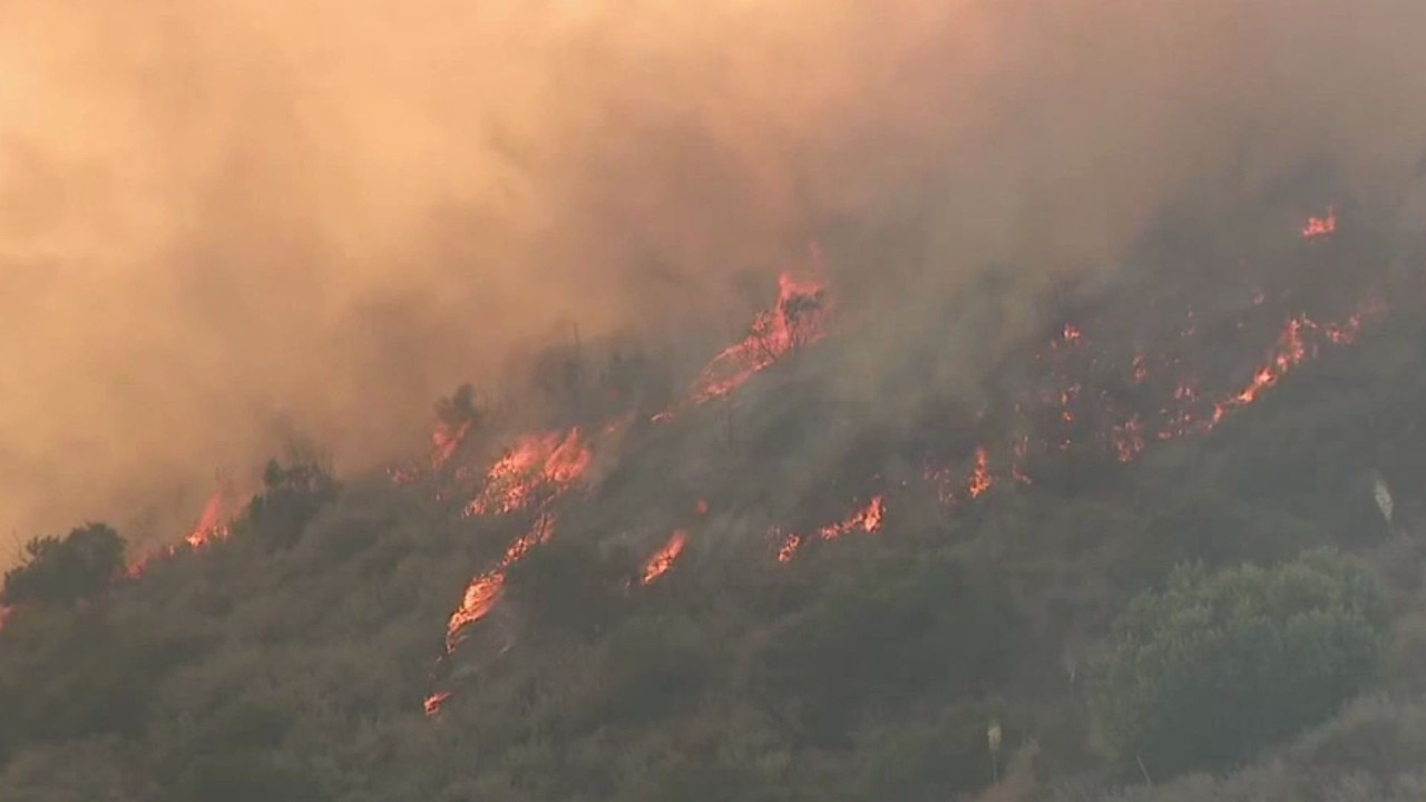 Sandy Fire forces nearly 30,000 in evacuation orders