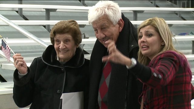Simply "proud:" 200+ people take the oath to become American citizens