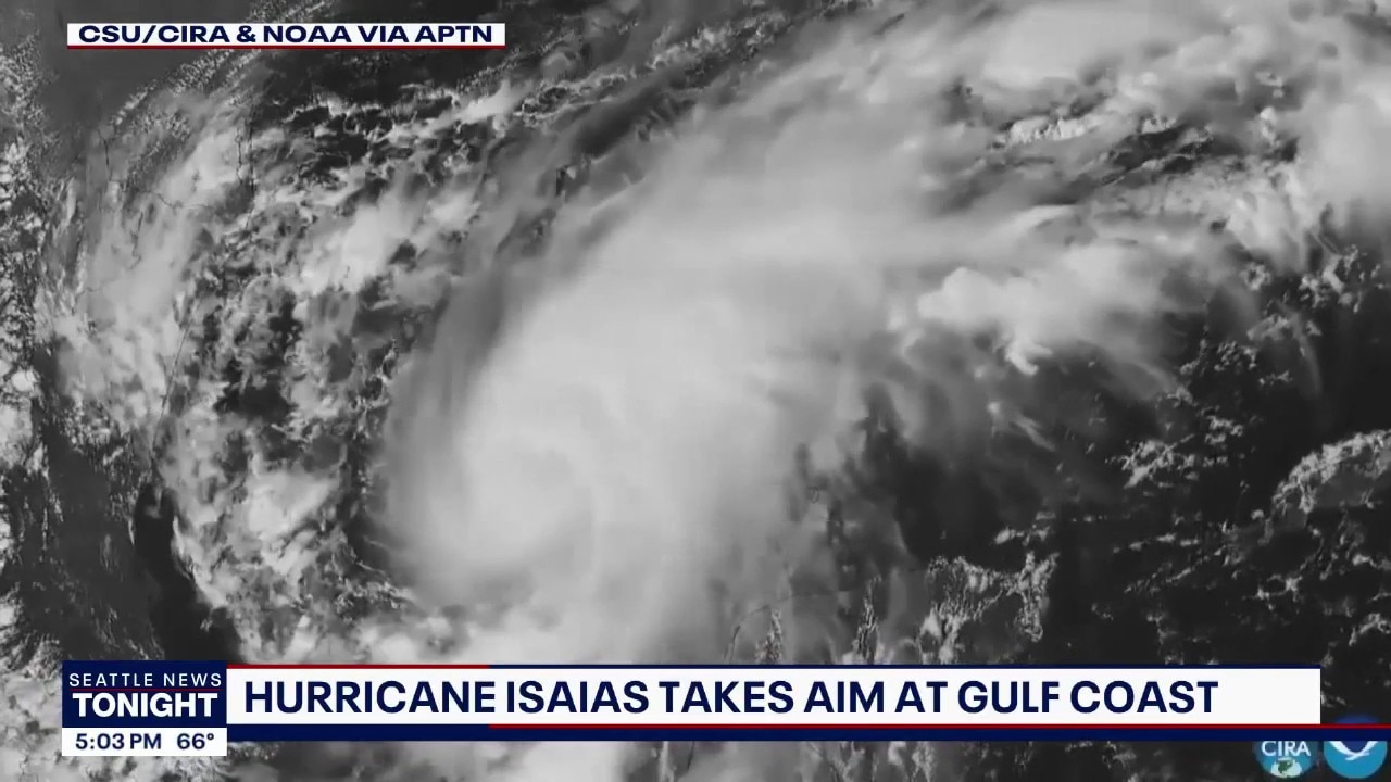 Southeastern US braces for Hurricane Isaias