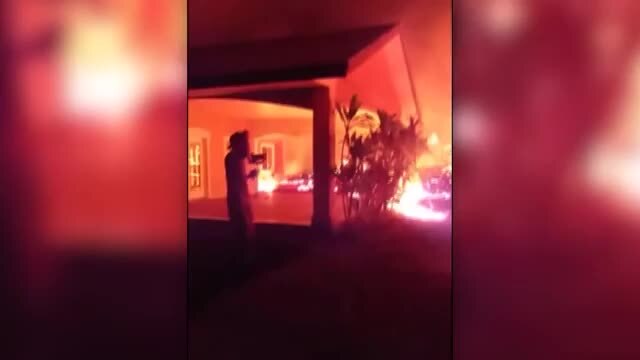 KILAUEA VOLCANO: LAVA APPROACHES HOME