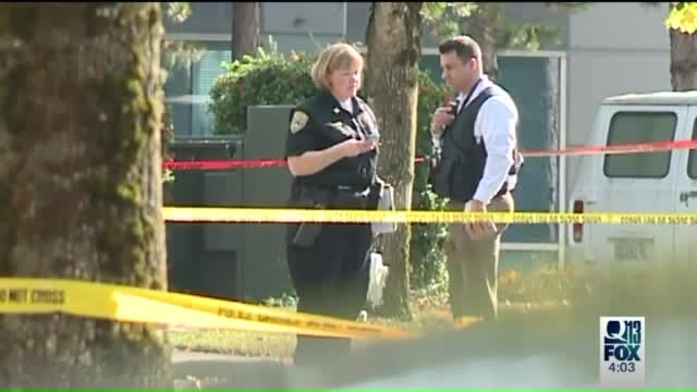 Police officer shoots, kills carjacking suspect in Totem Lake