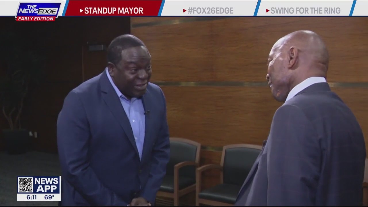 Mayor Sylvester Turner takes comedy to the stage