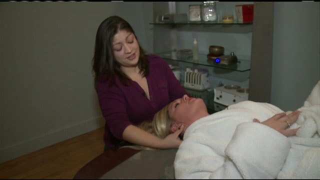 Laura gets some Valentine`s Day date ideas