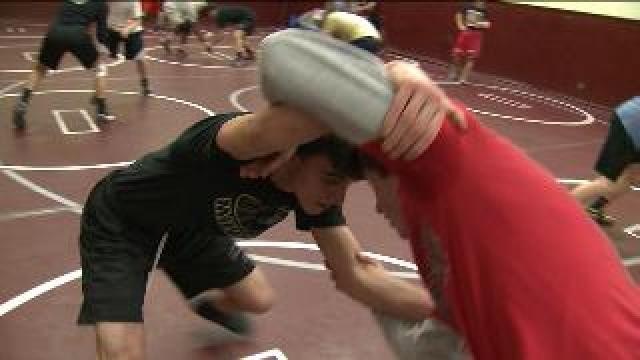 Menomonee Falls Indians wrestling