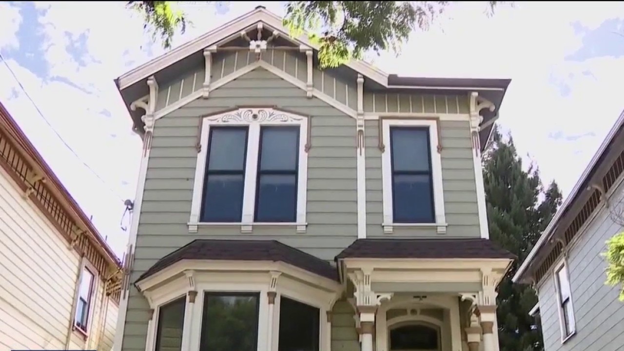 'Hybrid' homeowners are using portion of property for income