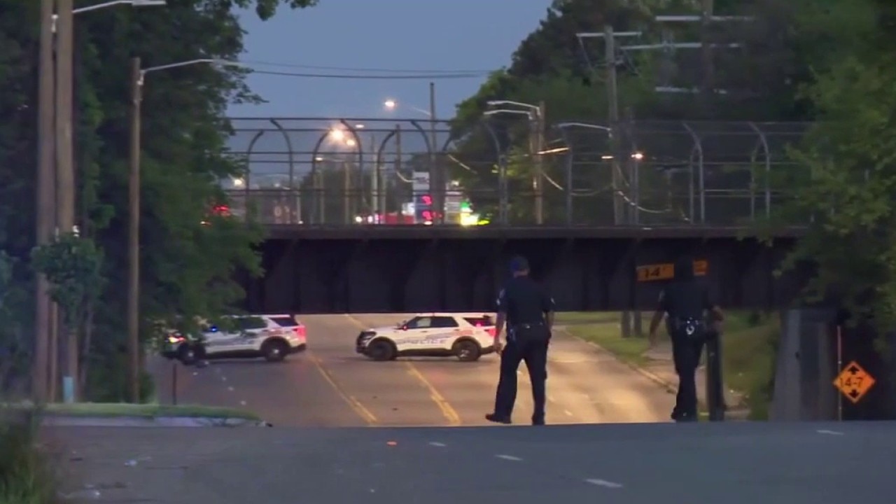 Large police scene on Detroit's west side
