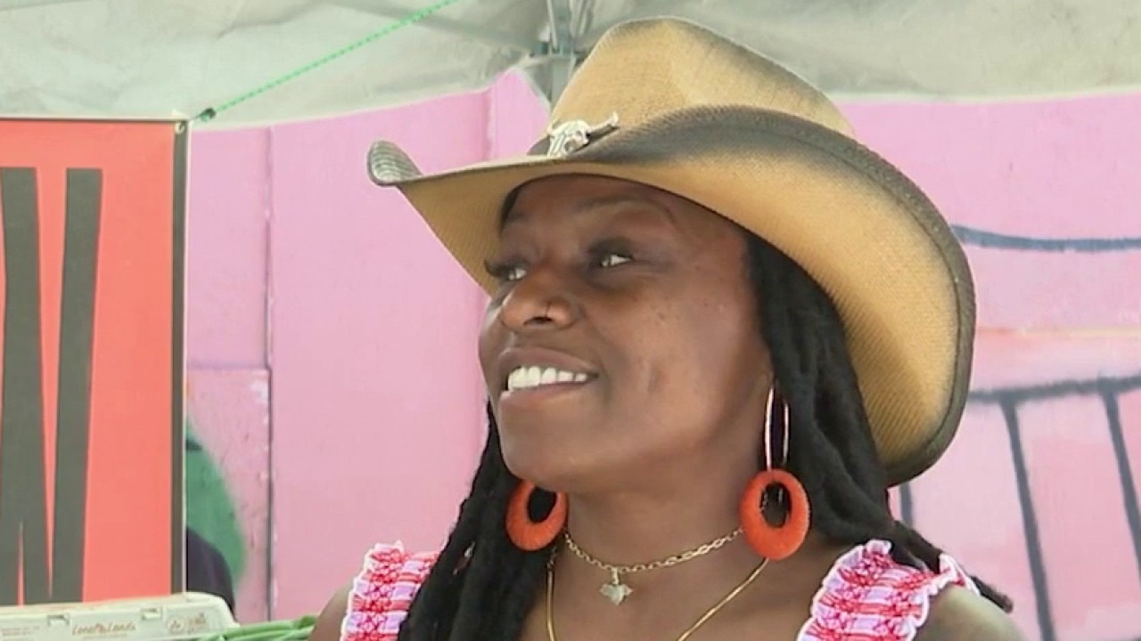Atlanta woman creates farmer's market to fight food insecurity