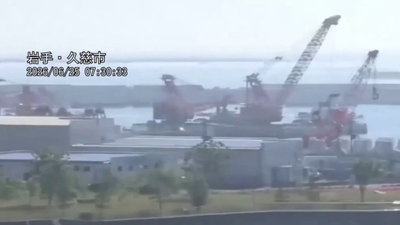 7.2 magnitude earthquake strikes off northern Japan