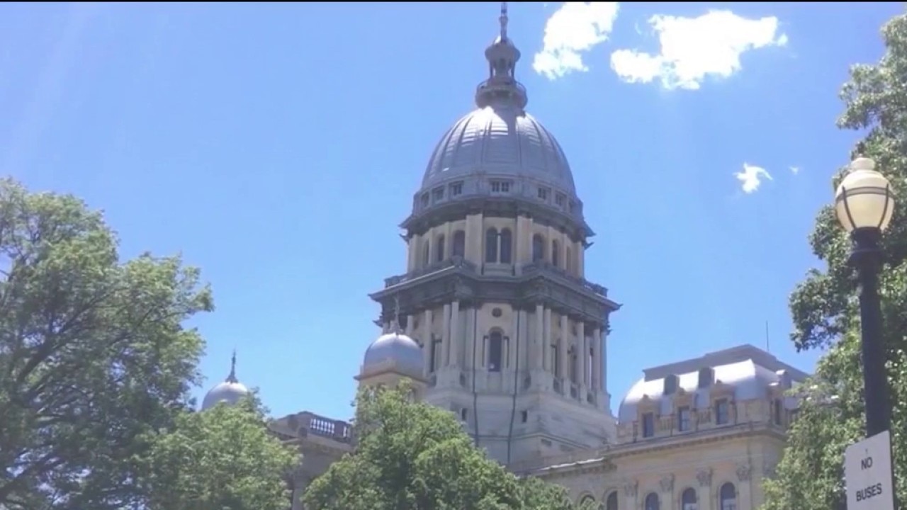 Illinois lawmakers reassess megaprojects bill. Might the Bears stay in Chicago?
