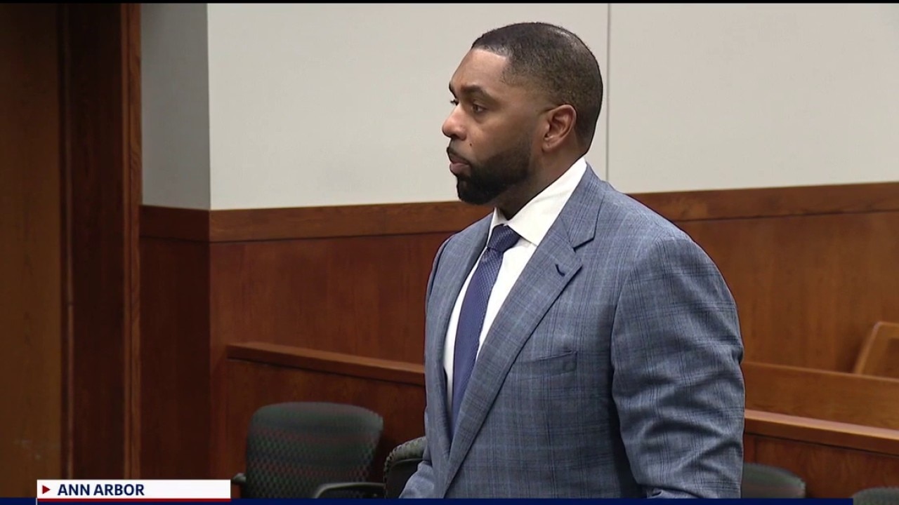 Former Michigan coach Sherrone Moore sentenced to probation 