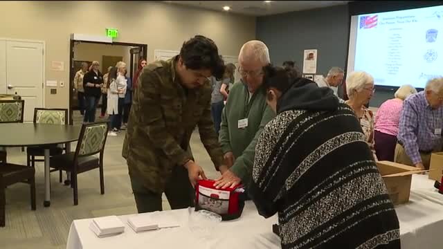 Making emergency preparedness kits for seniors