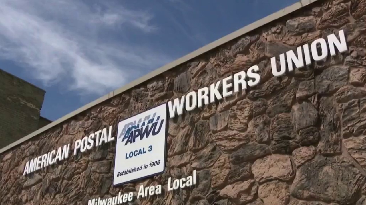 Union leaders accuse US Postal Service of mismanagement