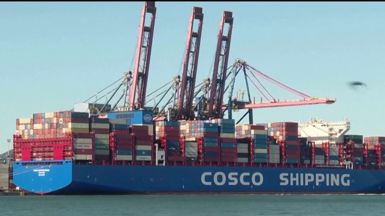 Trade war escalates between US, Canada