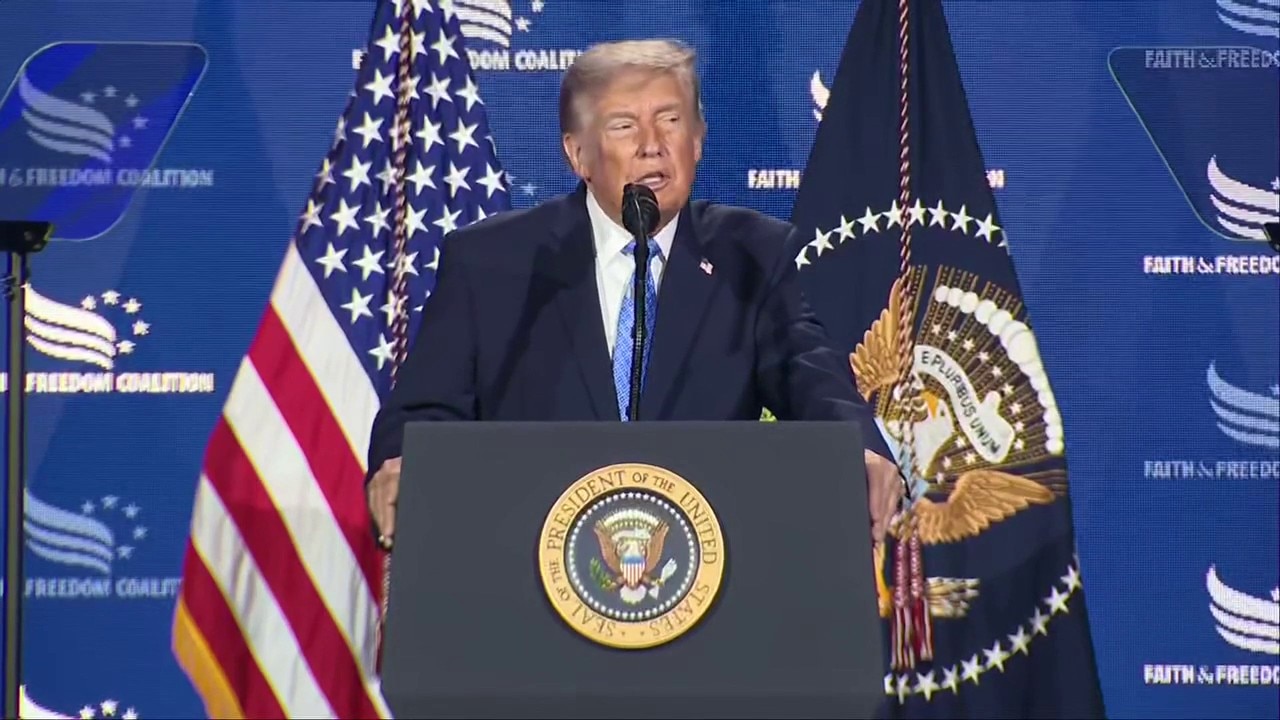 Trump emphasizes religious freedom at faith coalition