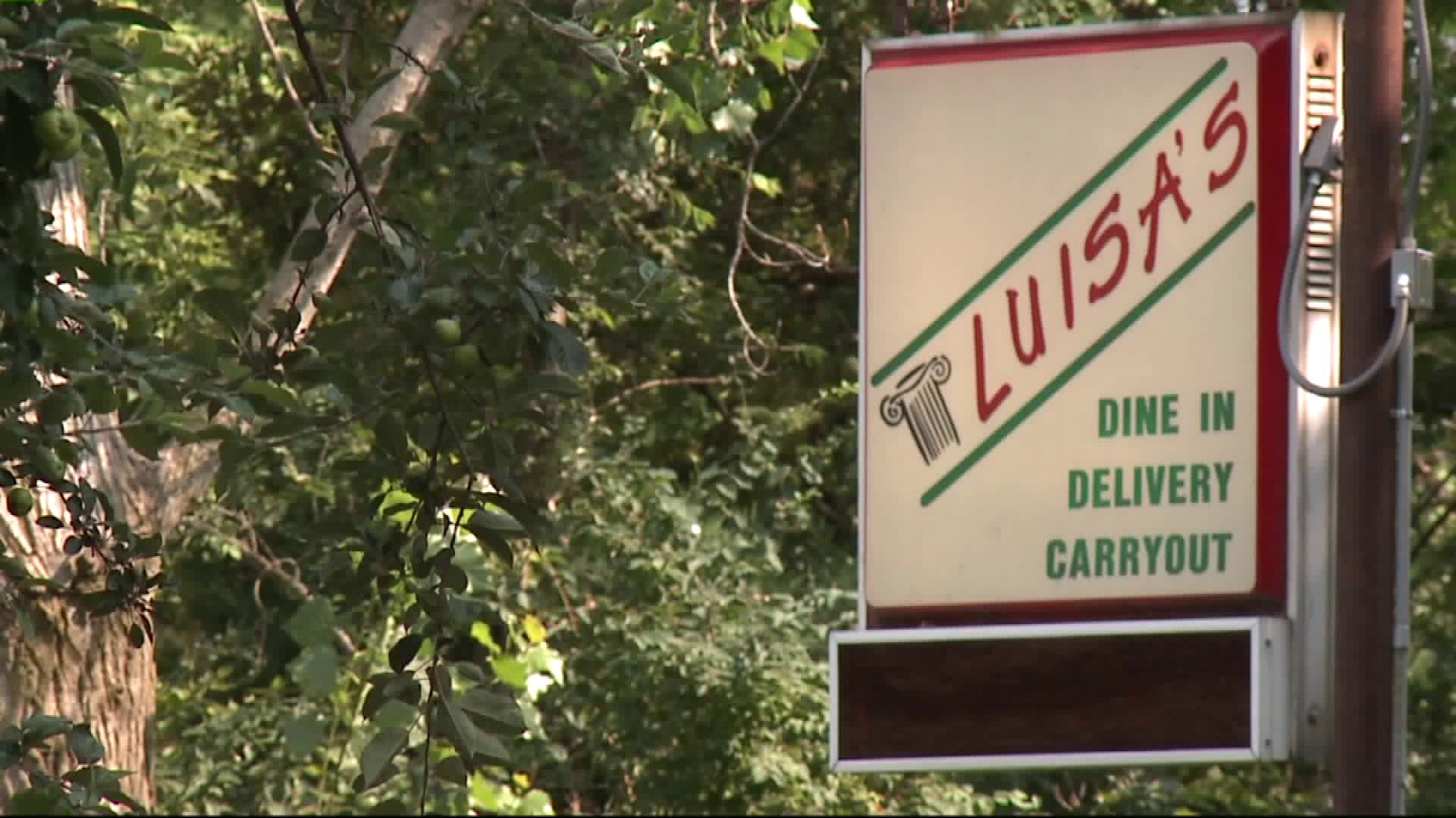 Luisa`s Pizza flooded