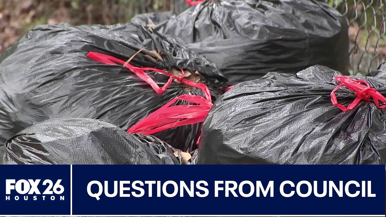 Proposed fee for Houston trash questioned by City Council