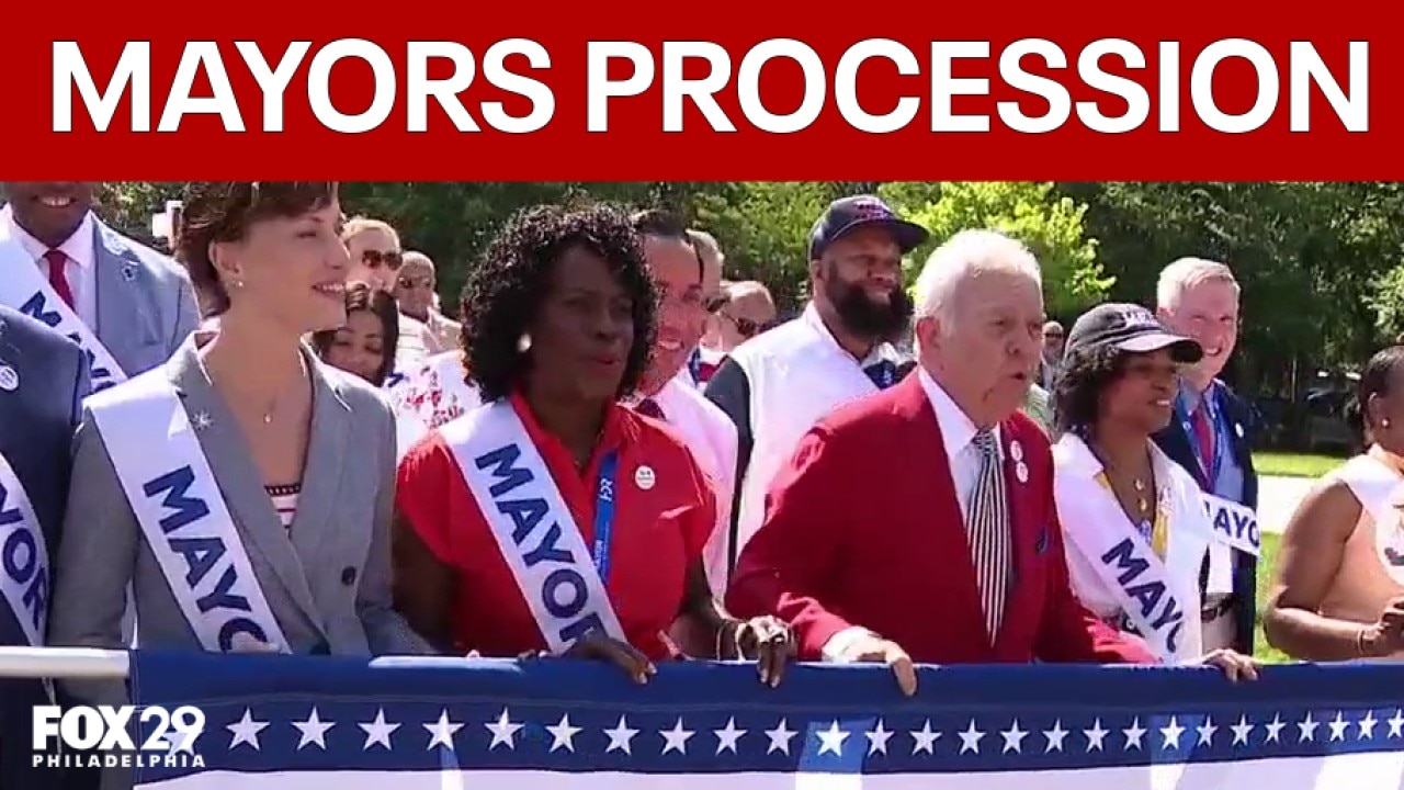 Over 100 mayors gather in Philly for America 250 march