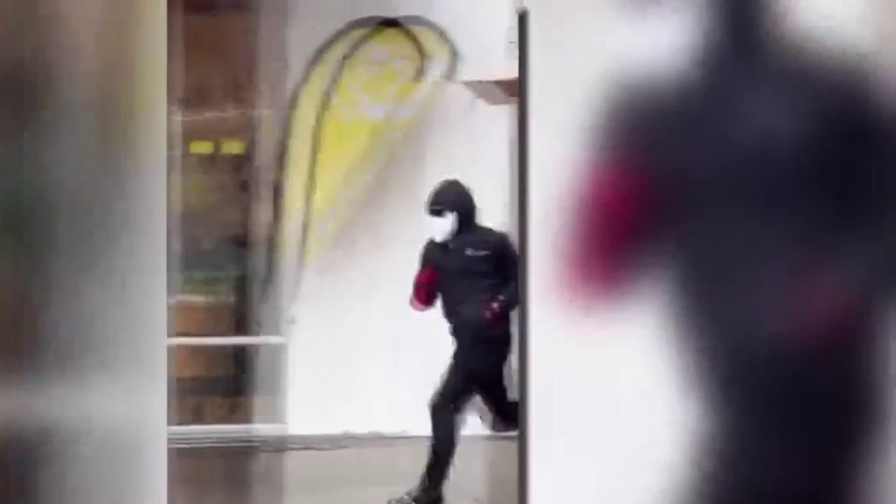 Round Rock PD looking for robbery suspects