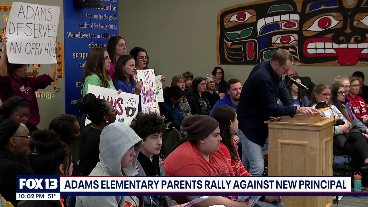 Adams Elementary parents rally against new principal