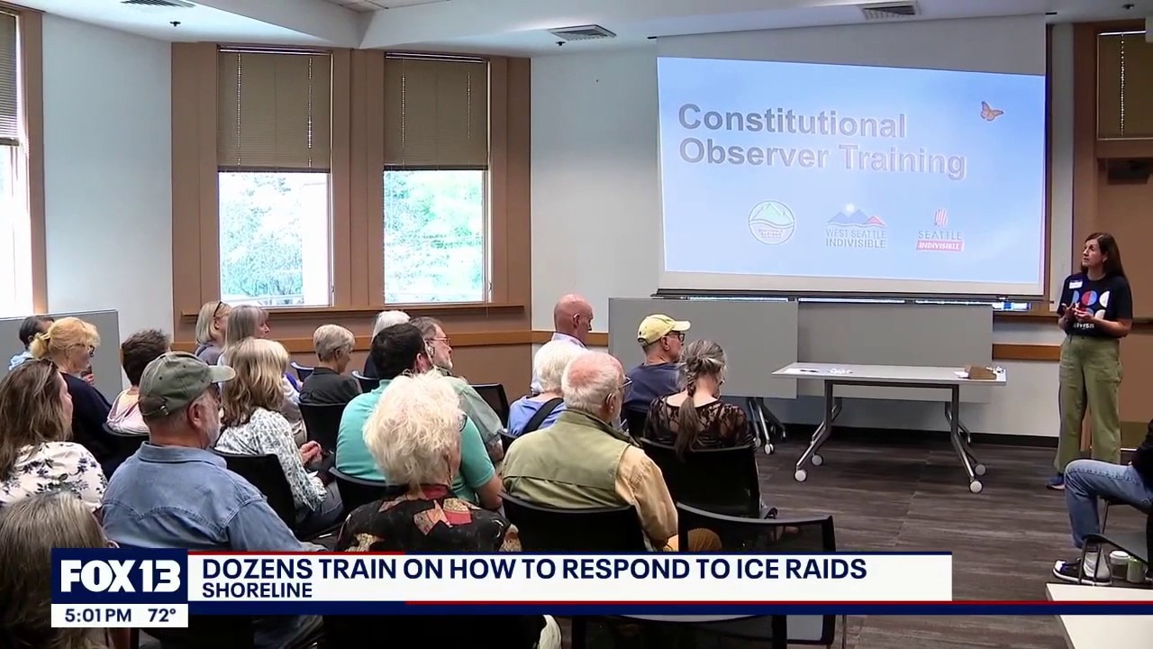 Community Group Hosts ICE Response Training
