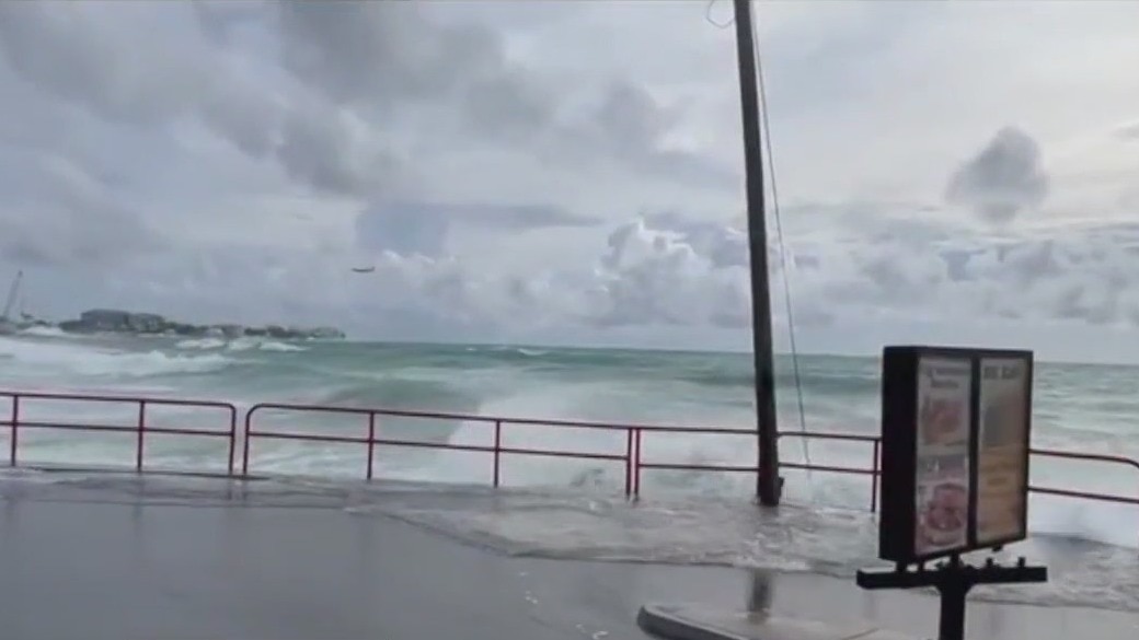 Idalia sets sights on Gulf Coast