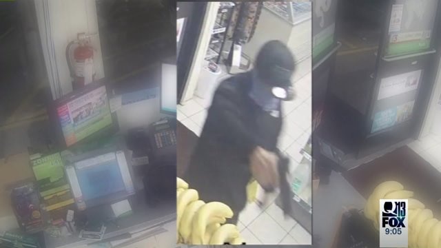 Two men rob 7-Eleven