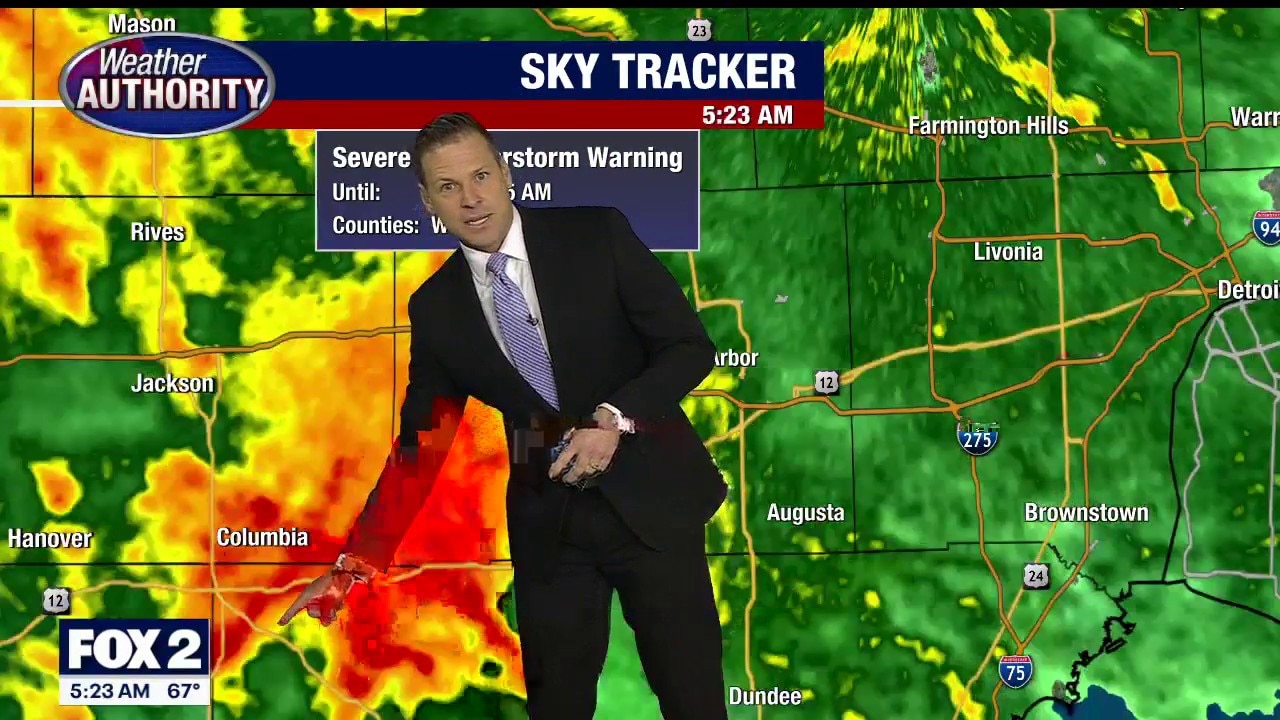 Strong storms moving through Metro Detroit