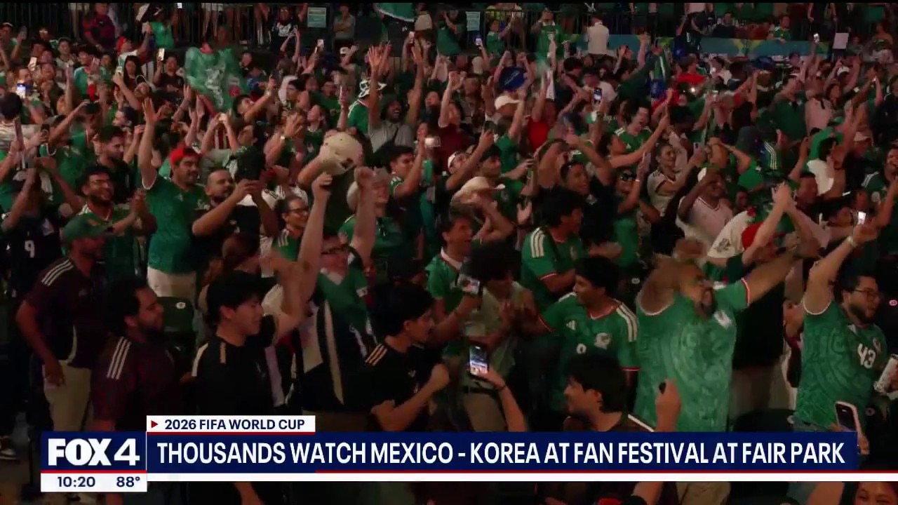 Thousands watch Mexico beat South Korea at FIFA Fan Fest