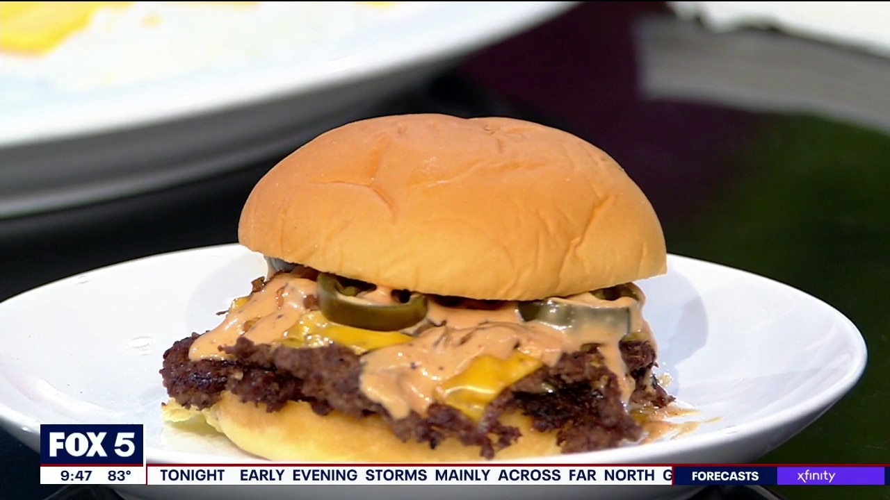 Dr. Smash Burgers wins Atlanta Burger week