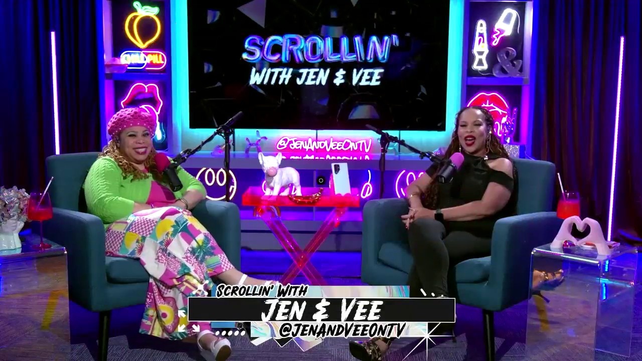 Jesus Loves To Hoop | Scrollin' With Jen & Vee