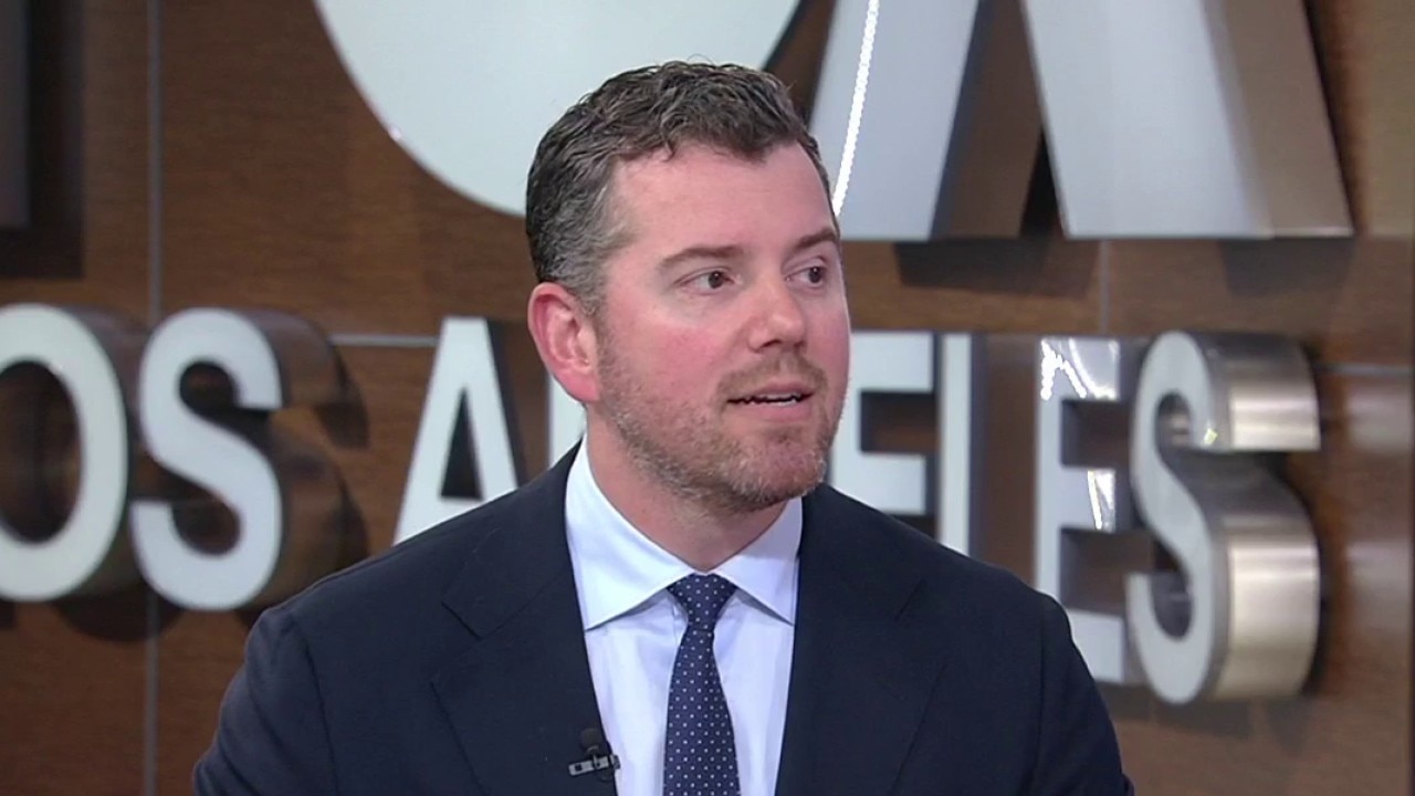 Plastic & Reconstructive Surgeon Dr. Daniel Gould visits GDLA+