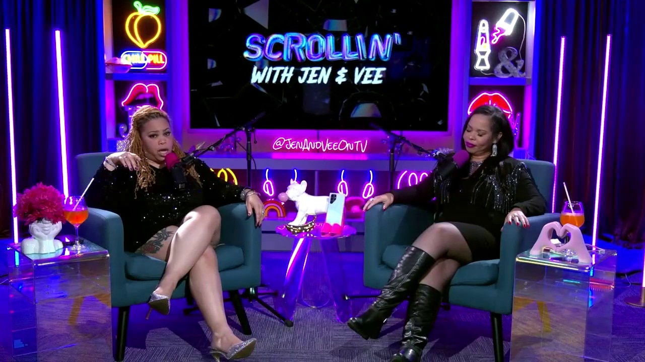 The Smoke Detectors A Narc | Scrollin' With Jen & Vee