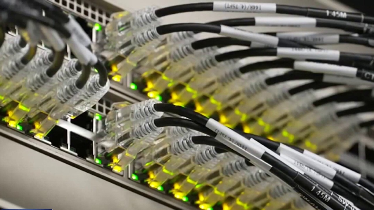 Lakeland considers moratorium on data centers
