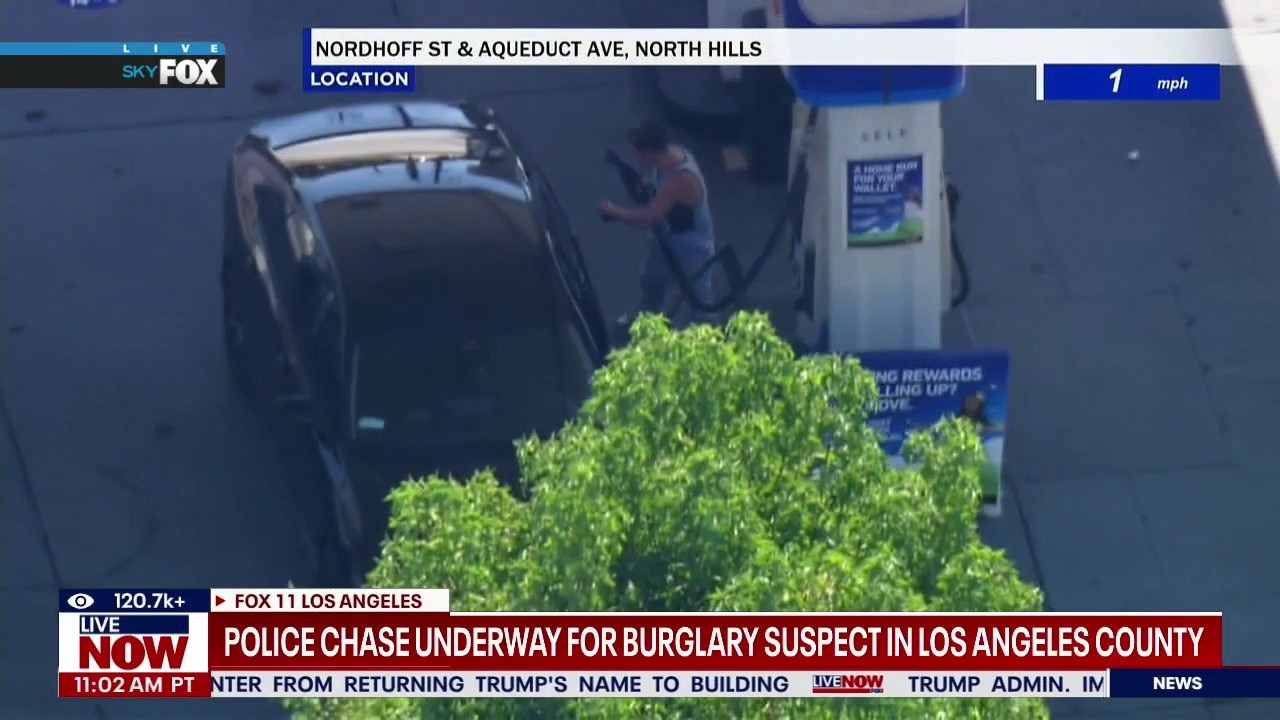 Police chase underway for burglary suspect in LA County