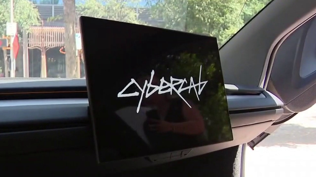 First responders train to handle Cybercabs amid severe wx