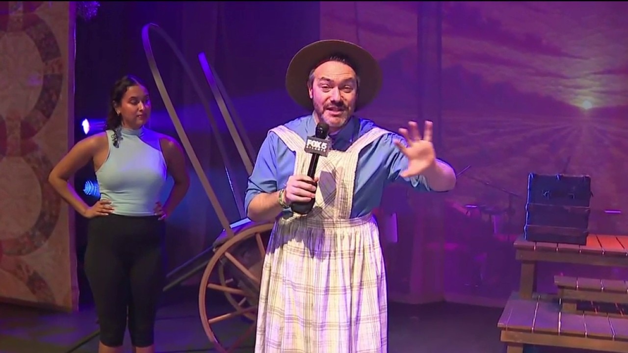Preview of musical 'Quilters' in Roswell