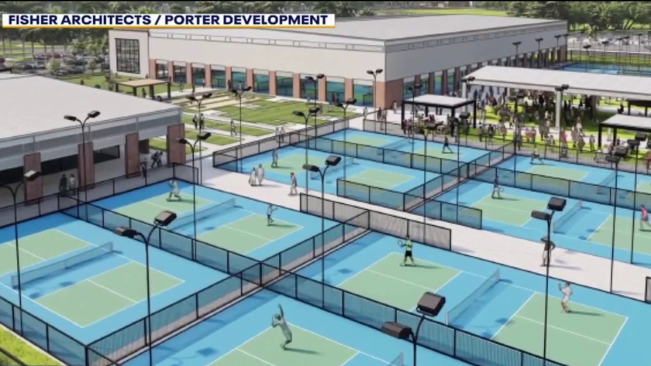 Vote on future of a golf course