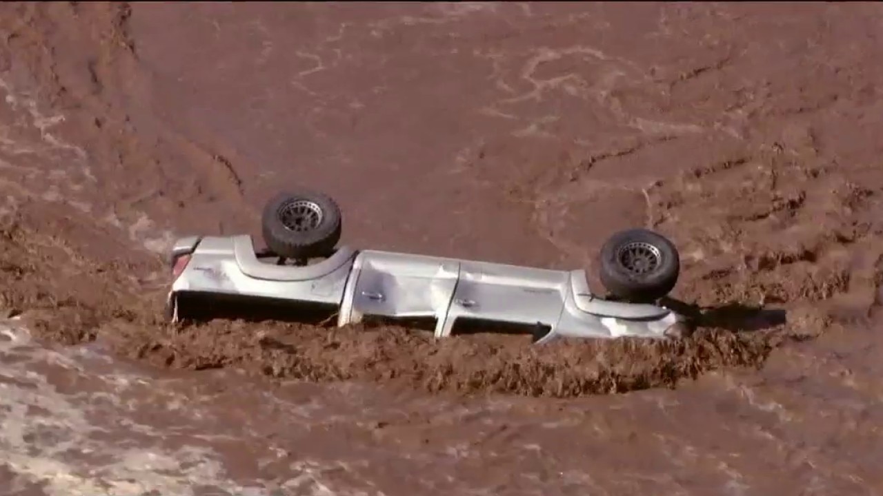 Trapped man rescued from Tonopah floodwaters