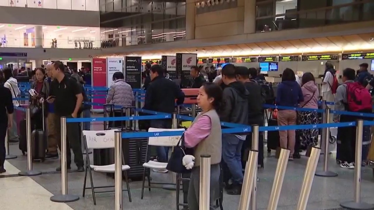 Passenger infected with measles passed through LAX