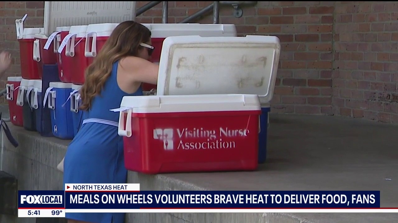 Meals on Wheels volunteers brave heat to deliver food