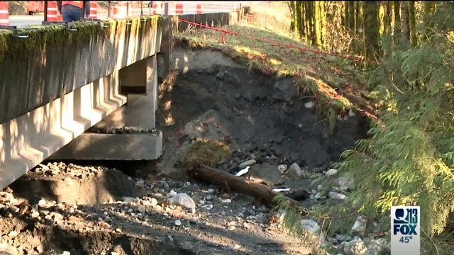 US2 bridge closed