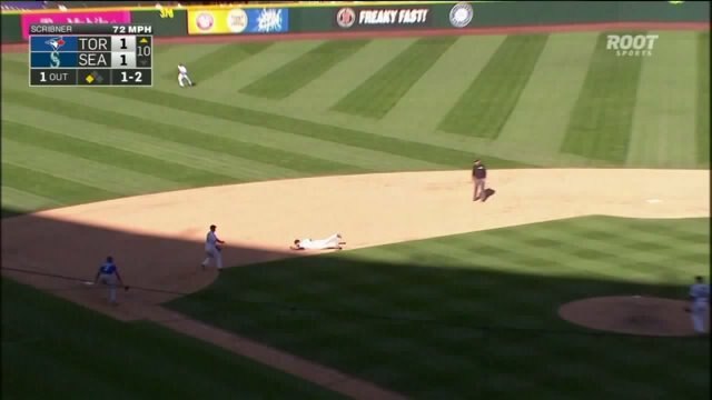 M`s catcher apologizes for racially charged tweets on police shootings