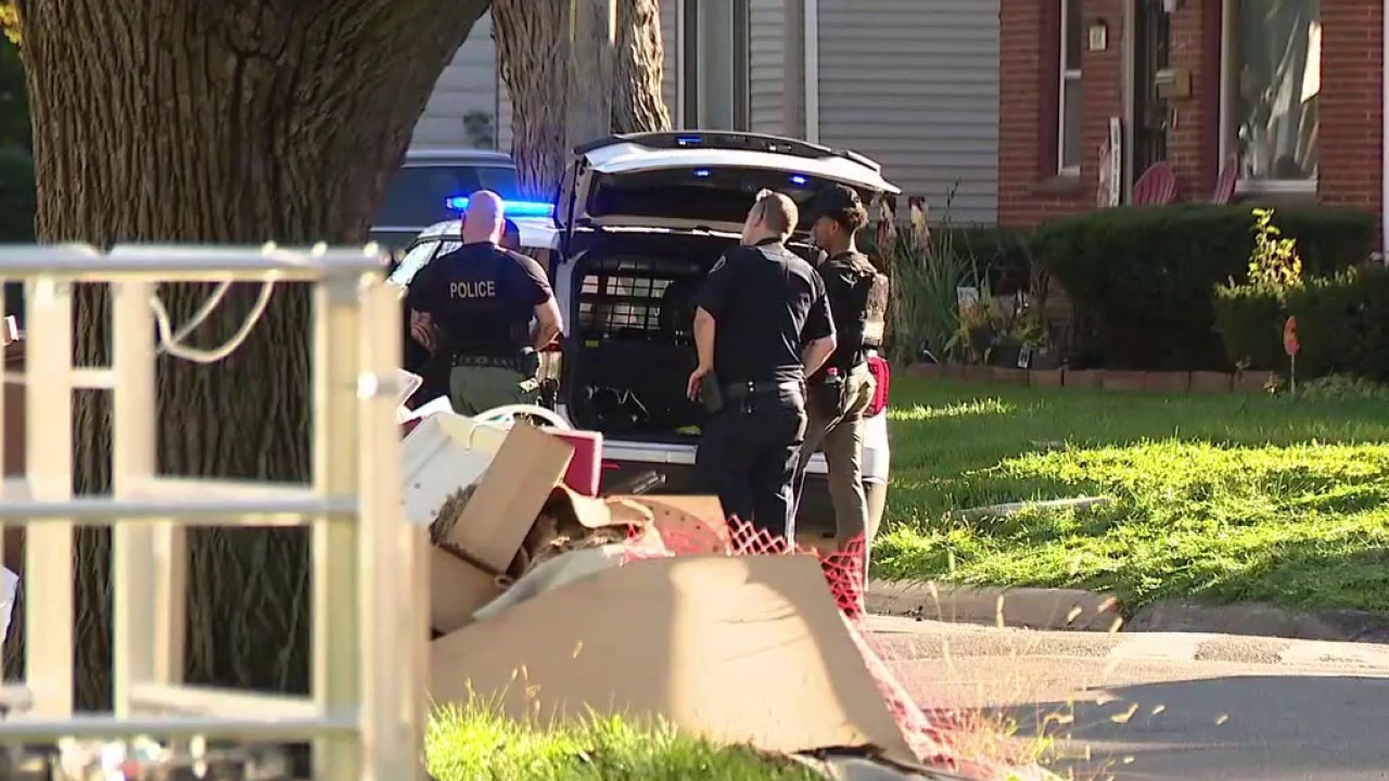 Detroit child shot by sibling, in critical condition