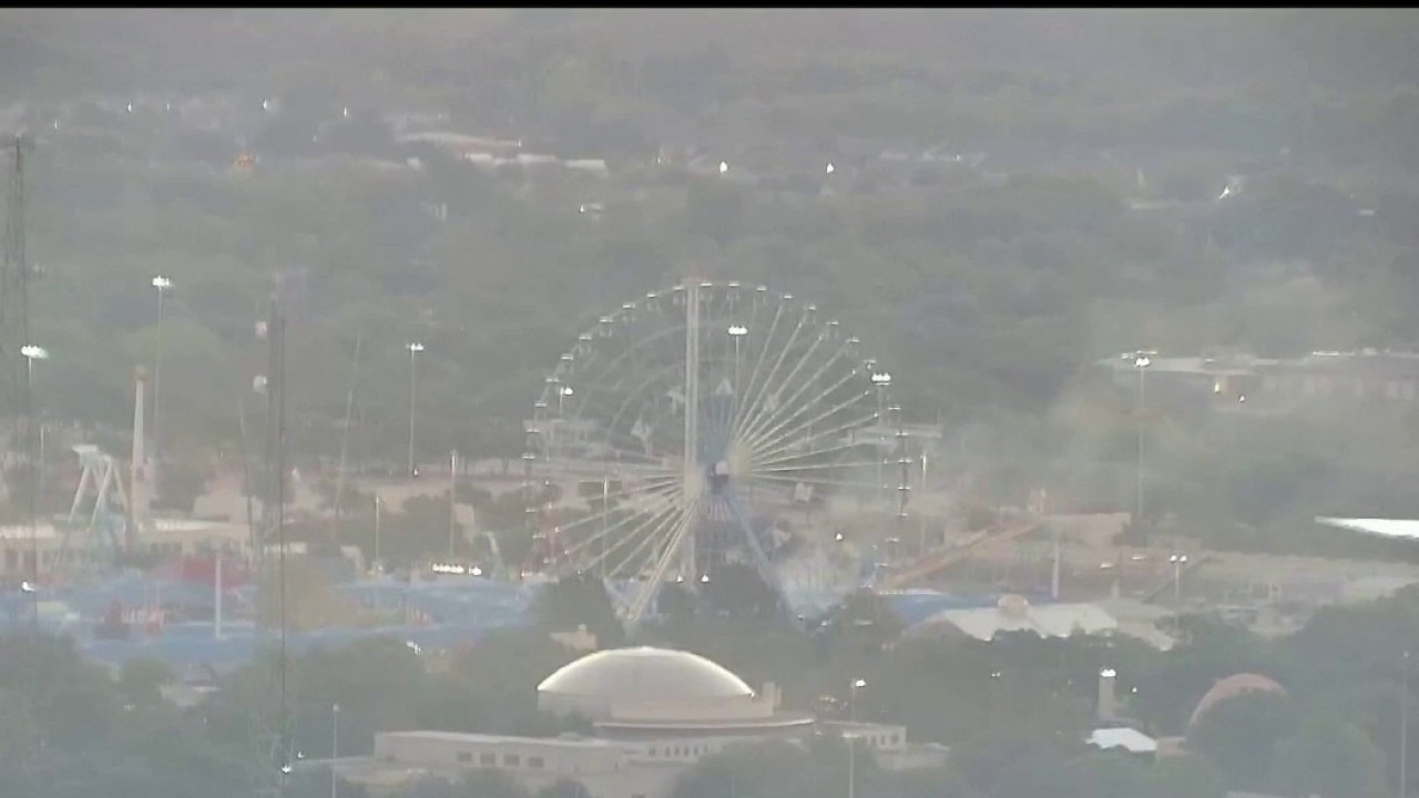 Fire damages game stand at State Fair of Texas