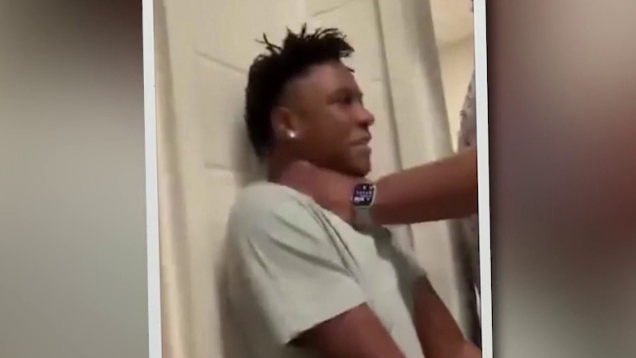 Atlanta school employee accused of choking teen