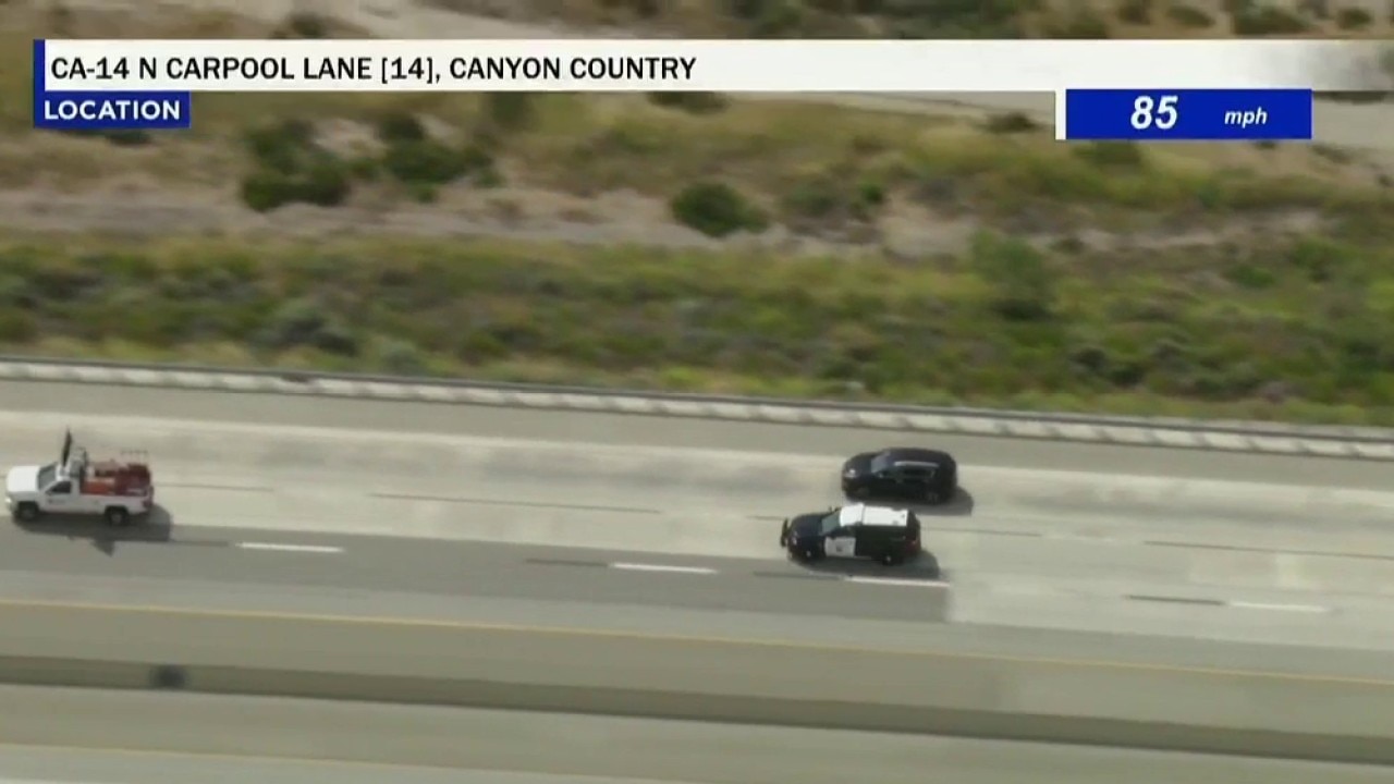 Stolen truck pursuit leads to Santa Clarita Valley